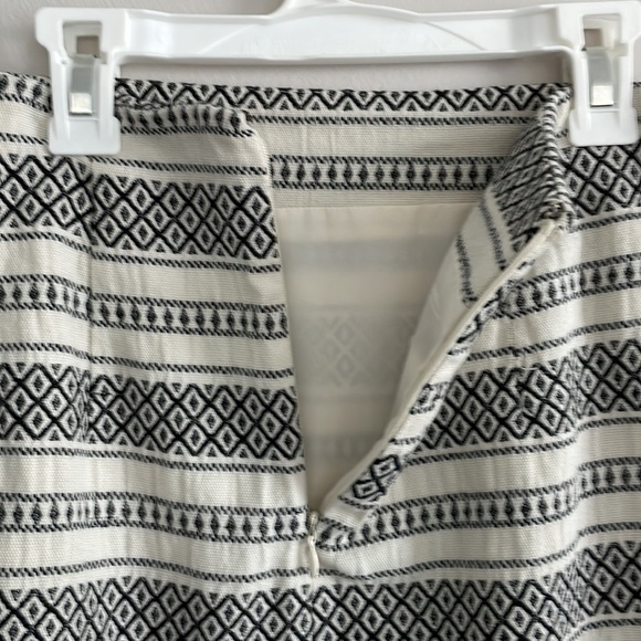 Ann Taylor LOFT Mosaic geometric Striped Pencil Skirt high waisted skirt - Picture 6 of 8
